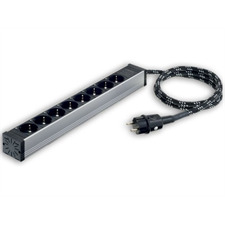 inakustik AC-2502-P8 - Referenz-Netzleiste (8-fach / 3x 2,5 qmm / 3 m / schwarz/silber)